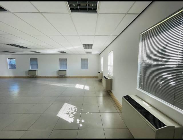 434M² OFFICE TO LET IN FOURWAYS